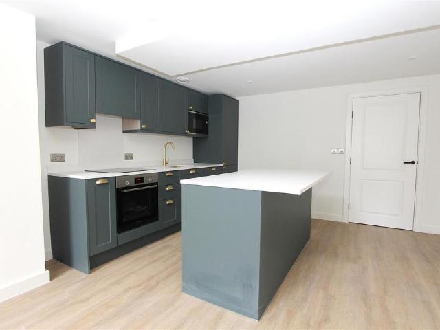 Apartment for rent in Woodhouse, West Yorkshire