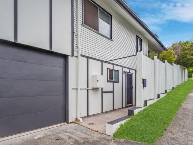 Granny Flat for rent in Toombul, Queensland