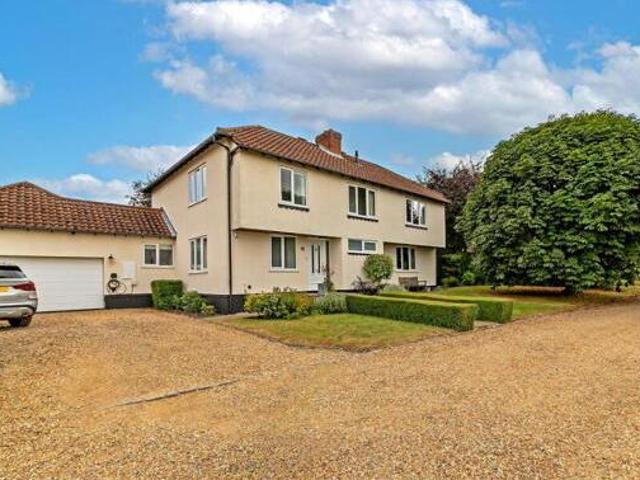 House for sale in Sandy, Bedfordshire