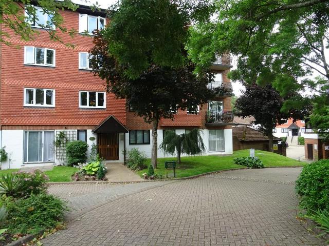 Apartment for rent in Lucastes, Perryfields