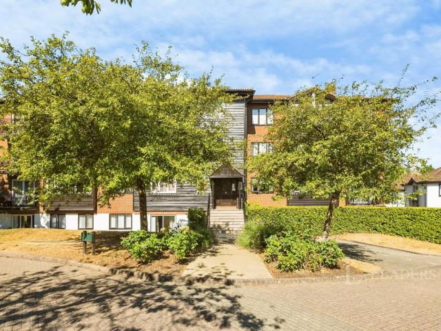 Apartment for rent in Lucastes, Perryfields