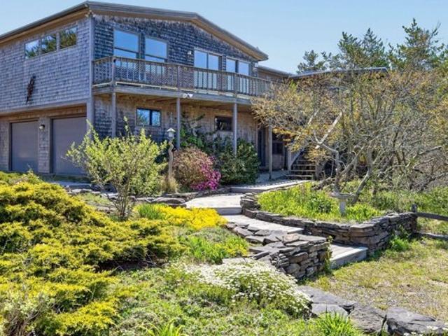 House for sale in North Truro, Massachusetts