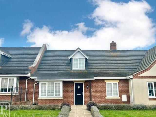 House for sale in Frinton and Walton, Dale Hill