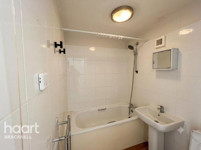 Apartment for rent in Great Hollands, Bracknell