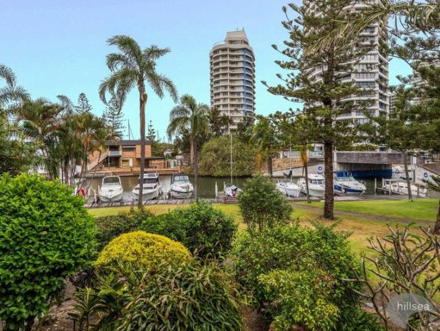 Apartment for sale in Runaway Bay, Gold Coast City
