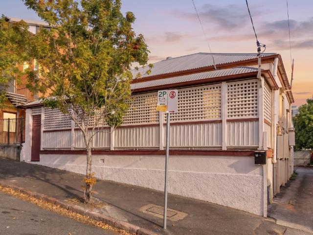 Apartment for rent in Toombul, Queensland