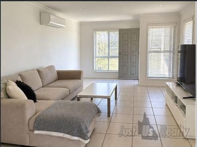 House for rent in Moore Park Beach, Queensland