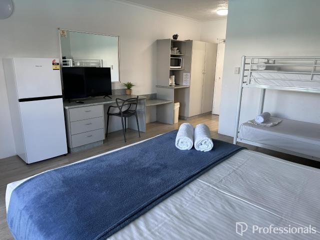Studio for sale in Dolphin Heads