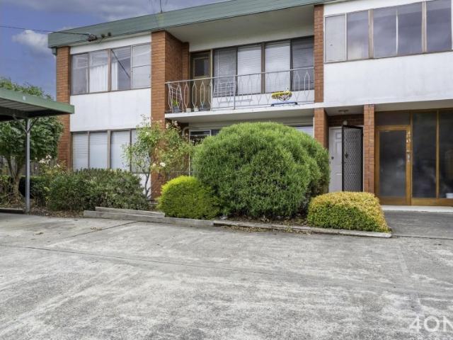 Apartment for sale in Montrose