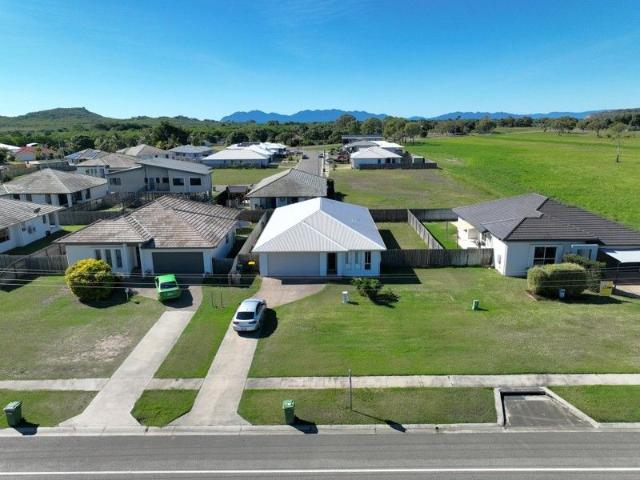 House for sale in Bowen