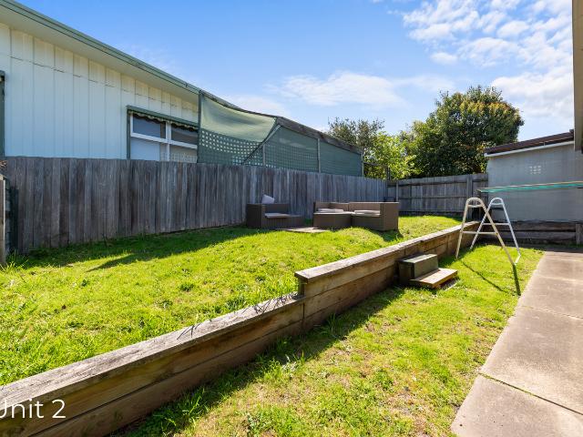 Flat for sale in Lakes Entrance, Victoria