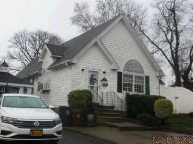 House for sale in Arverne, New York