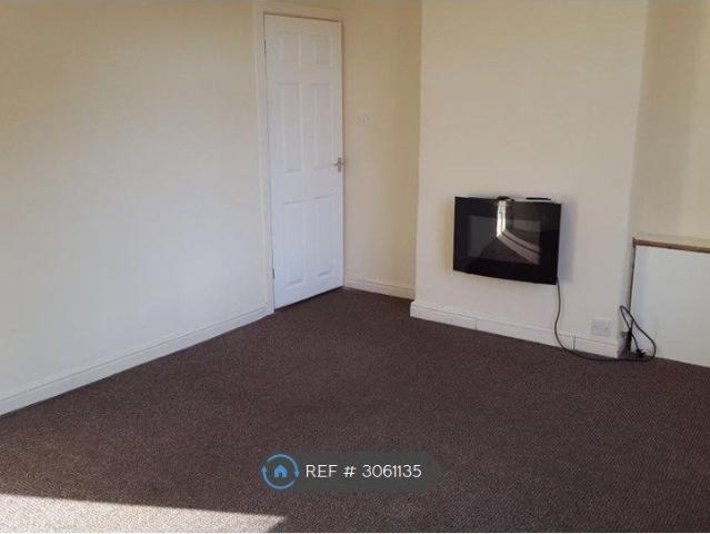 Studio for rent in Farnworth, Bolton