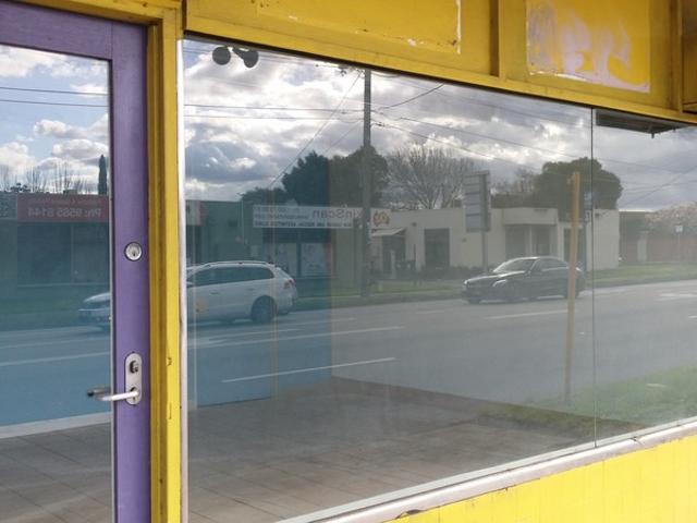 Retail for rent in Cheltenham, Melbourne