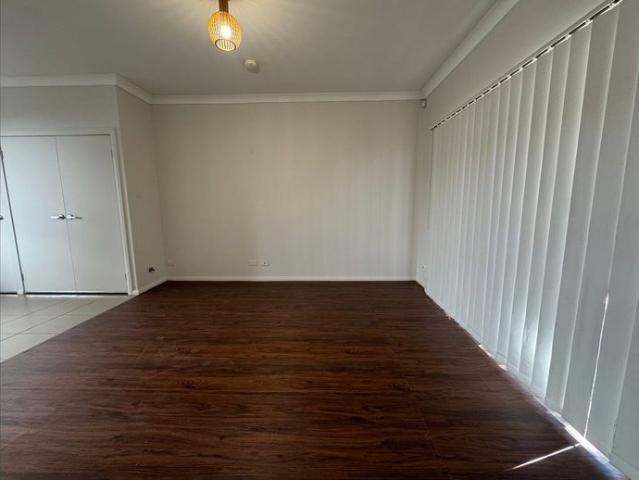 Townhouse for rent in Sydney, New South Wales