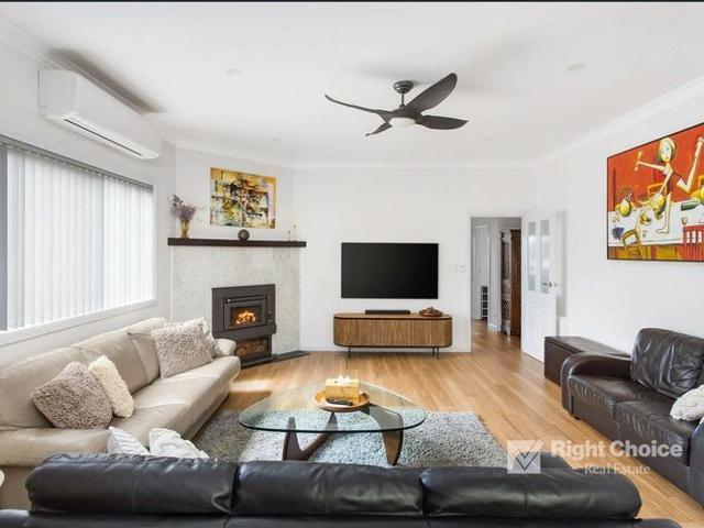 House for rent in Wollongong West, New South Wales