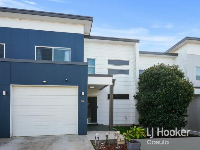 Townhouse for rent in Sydney, New South Wales