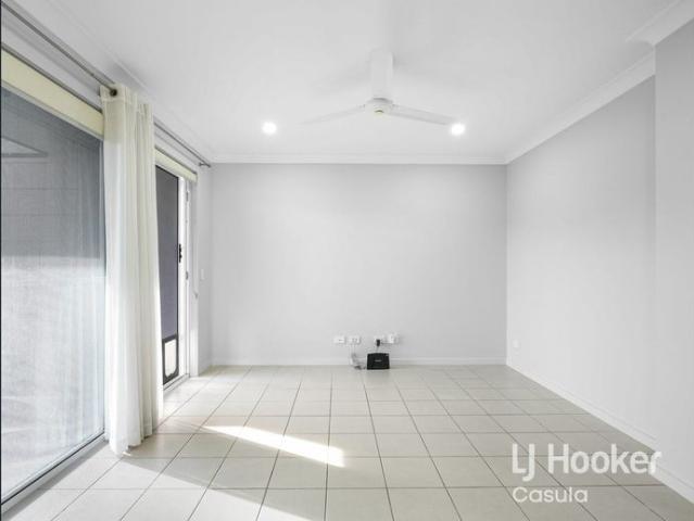 Townhouse for rent in Sydney, New South Wales
