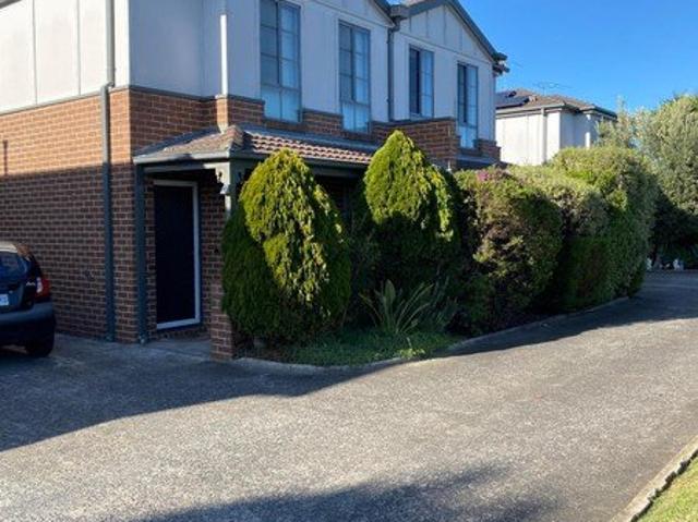 Townhouse for rent in Fawkner, Melbourne