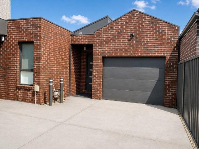 Apartment for rent in Camerons Creek, Victoria