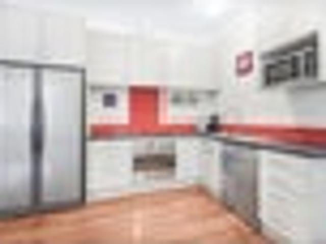 House for sale in Hillcrest