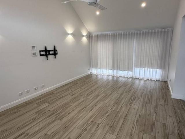 Apartment for rent in Brisbane Grove, New South Wales