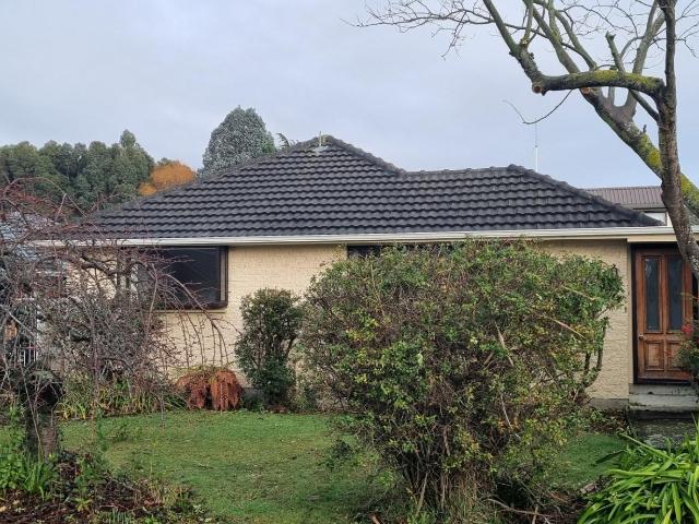 House for rent in Chaslands, Canterbury