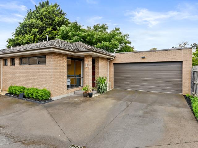 Apartment for rent in Camerons Creek, Victoria
