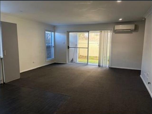 Townhouse for rent in Ambergate, New South Wales
