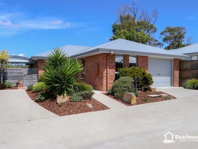 Villa for rent in Shearwater, Tasmania