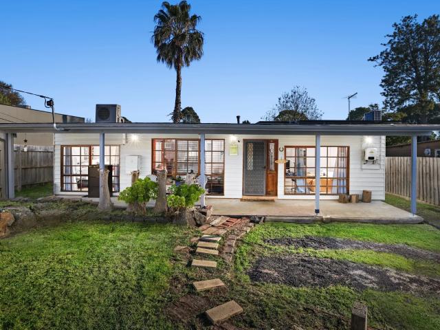 House for rent in Ferntree Gully, Melbourne