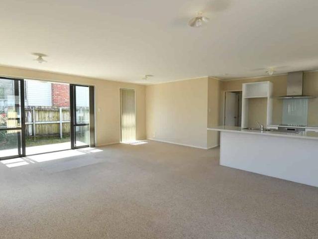 House for rent in Hillsborough, Oroua County