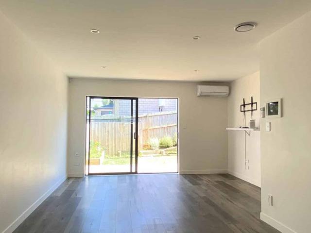 Townhouse for rent in East Tamaki, Oroua County