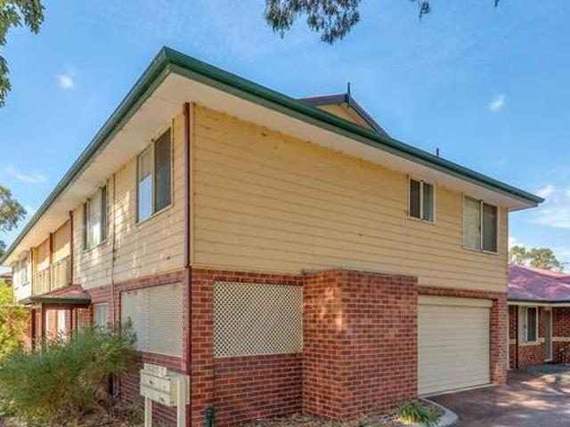 House for rent in Cockburn, Western Australia