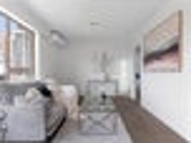 Apartment for sale in Lincoln, Henderson-Massey