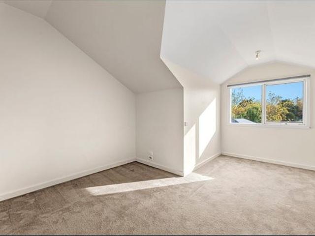 Townhouse for rent in Camerons Creek, Victoria