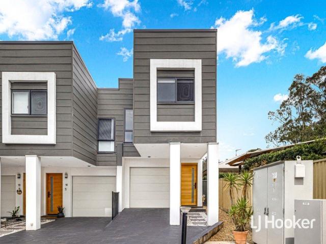 Townhouse for rent in Sydney, New South Wales