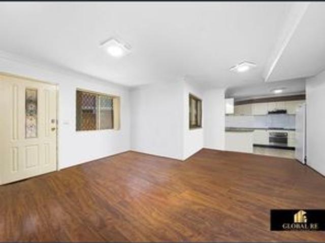 Townhouse for rent in Sydney, New South Wales