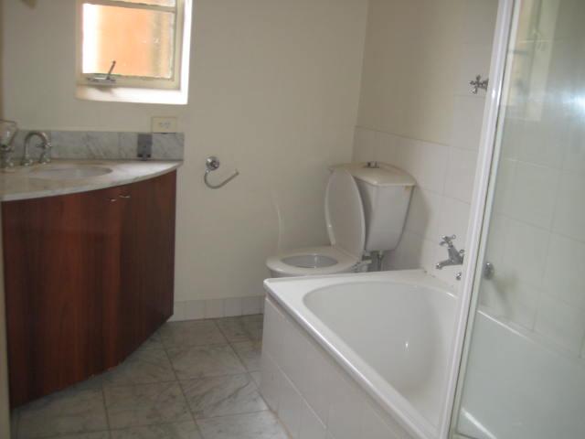 Apartment for rent in East Melbourne