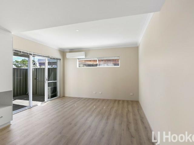 Apartment for rent in Parklands, Western Australia