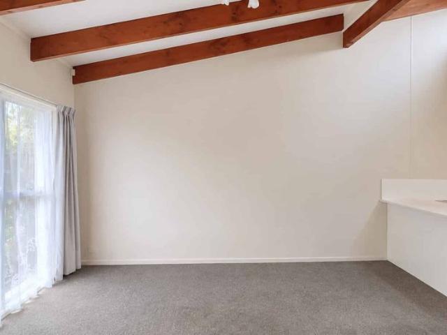 Apartment for rent in Owhata, Oroua County