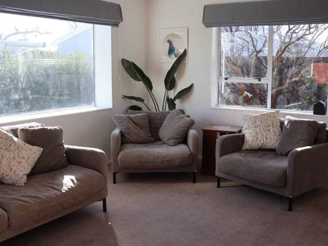 Townhouse for rent in Heathcote, Canterbury