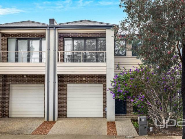 Townhouse for rent in Camerons Creek, Victoria