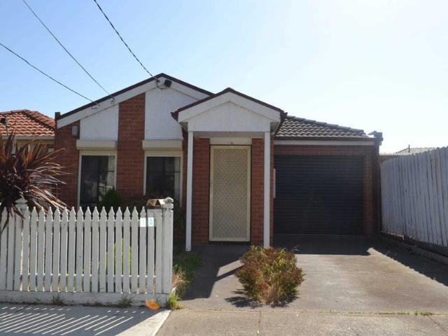 Duplex for sale in Camerons Creek, Victoria