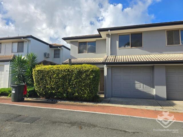 Townhouse for rent in Carina, Greater Brisbane