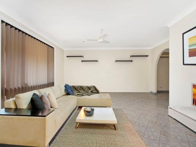 House for rent in St Clair, Sydney