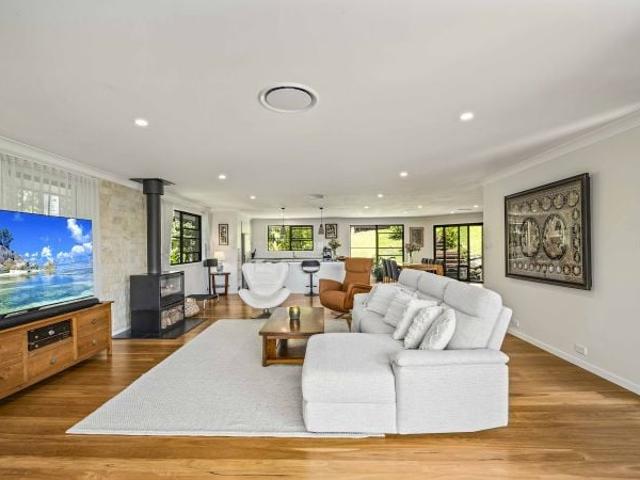 House for sale in Ocean Shores, New South Wales