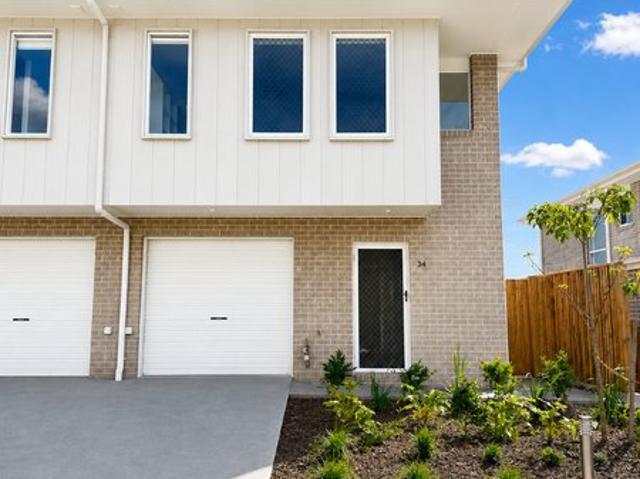 Townhouse for rent in Toombul, Queensland