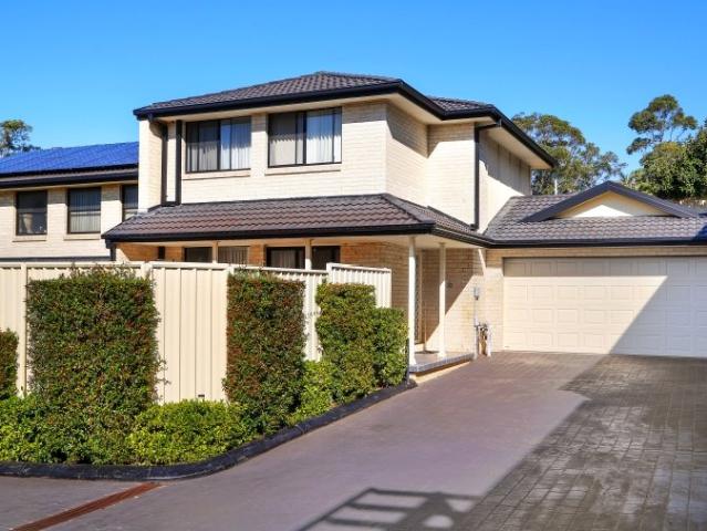 Townhouse for rent in Gosford, New South Wales