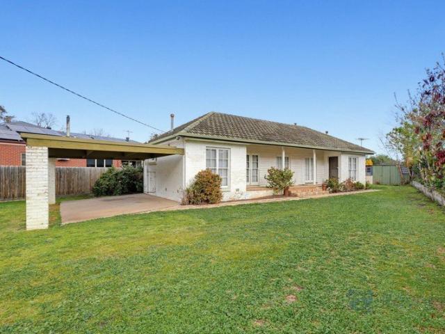 House for rent in Maddingley, Victoria